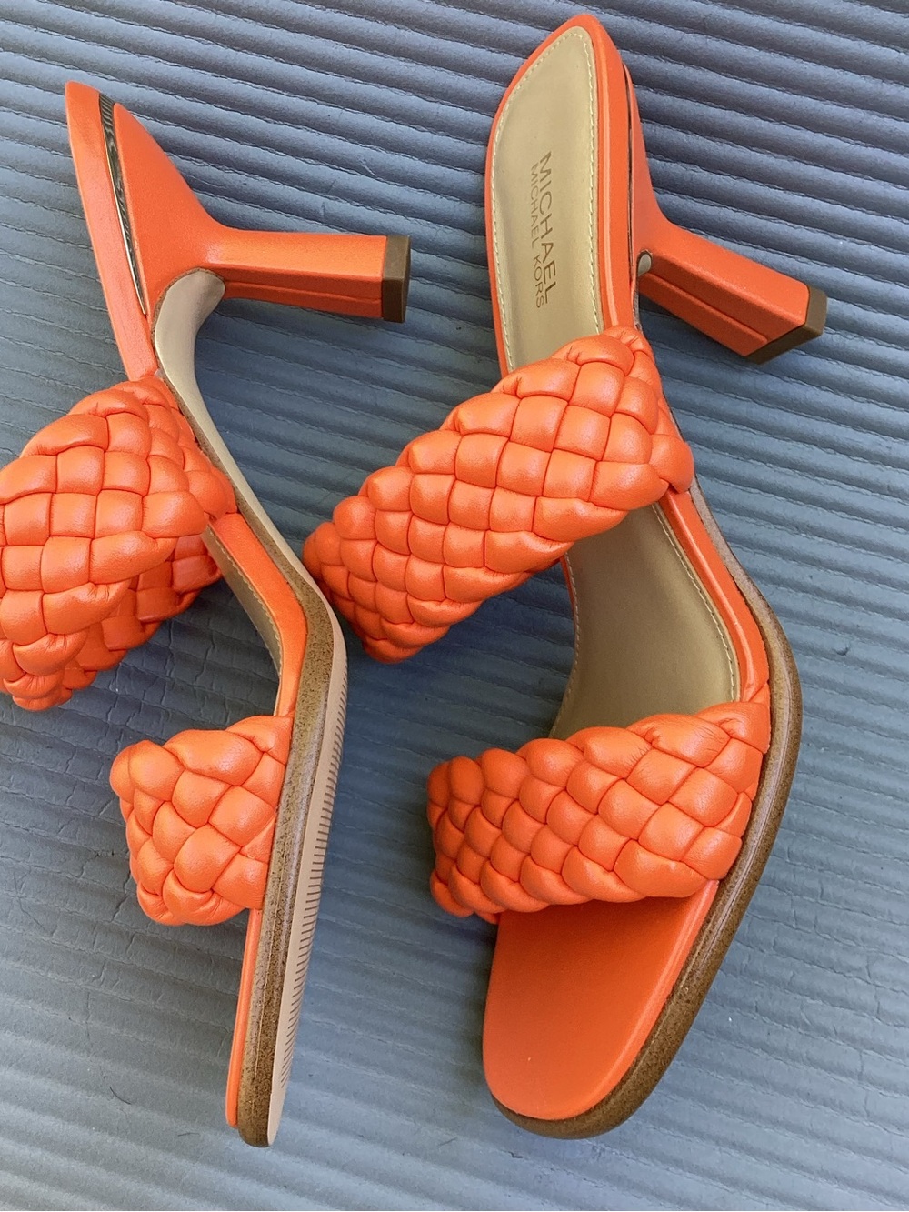 MICHAEL Michael Kors Braided Double-Strap Slide Sandals in Bright Orange NWOB - Picture 3 of 8